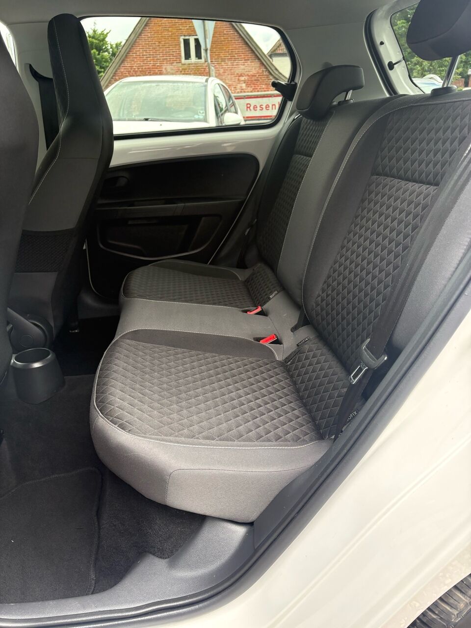 
								Skoda Citigo 1,0 MPI Ambition 60HK 5d full									