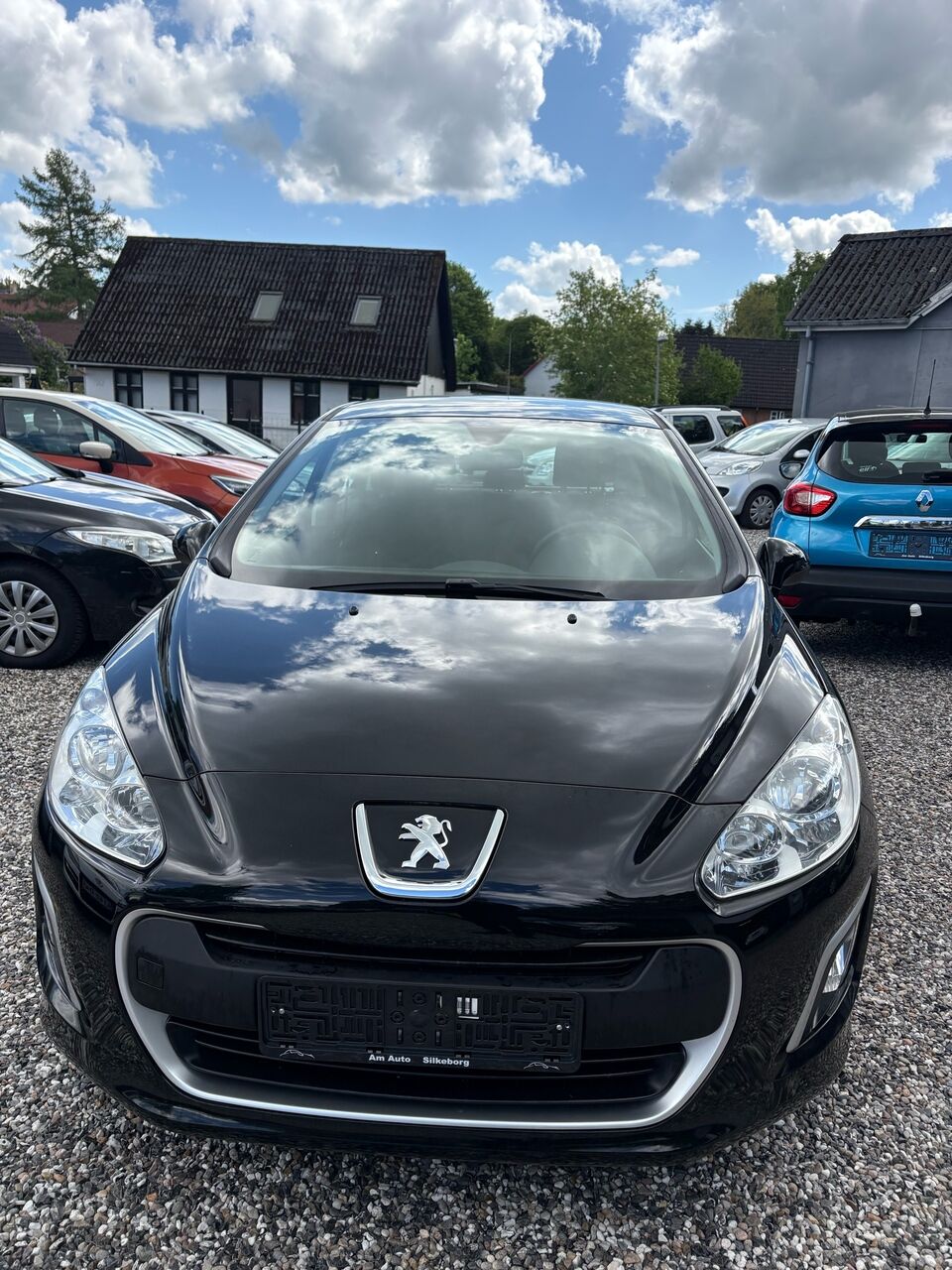 
								Peugeot 308 1,6 e-HDi Access 92HK 5d full									