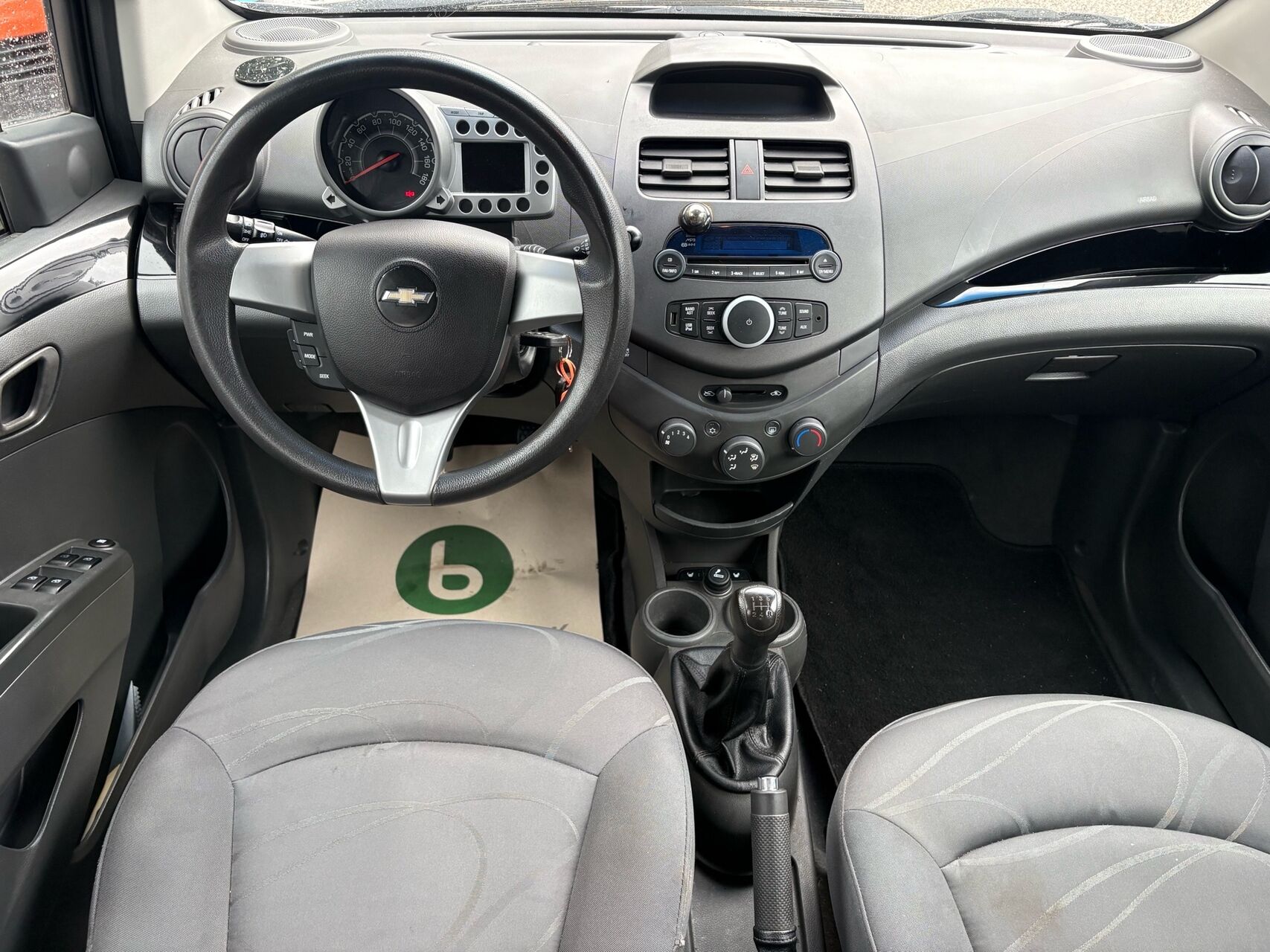 
								Chevrolet Spark 1,0 LS 68HK 5d full									