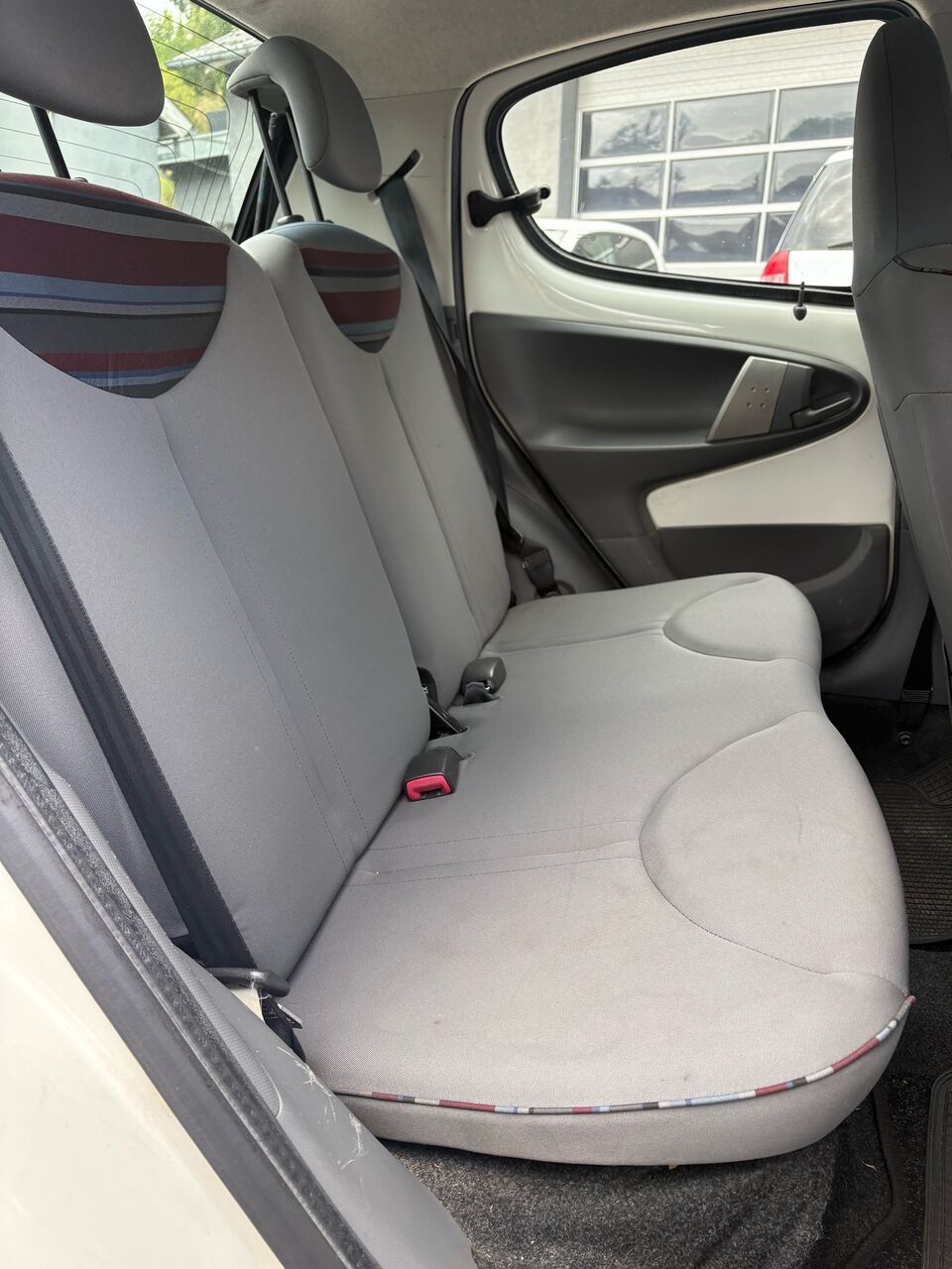 
								Citroën C1 1,0 68HK 5d full									