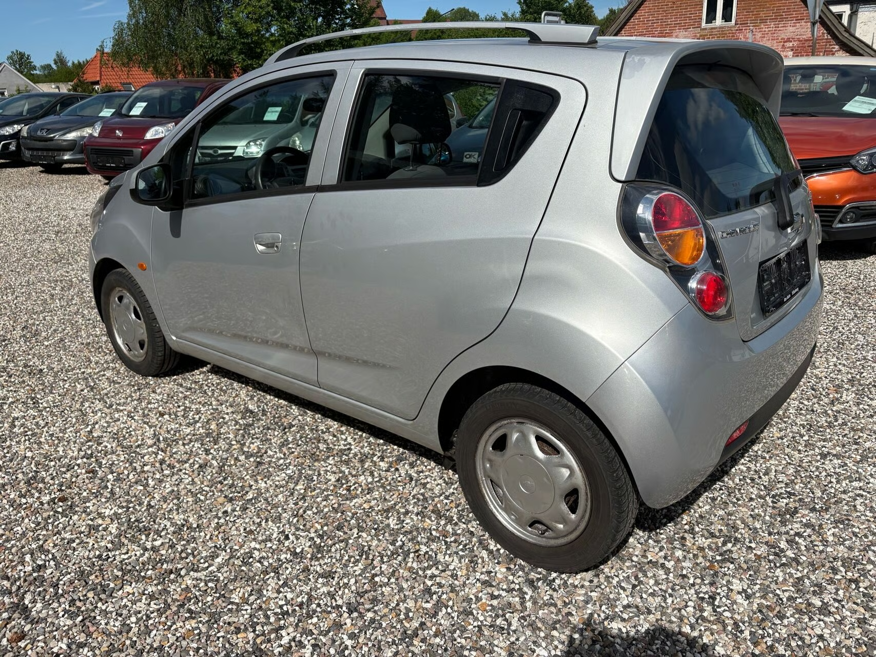 
								Chevrolet Spark 1,0 LS 68HK 5d full									