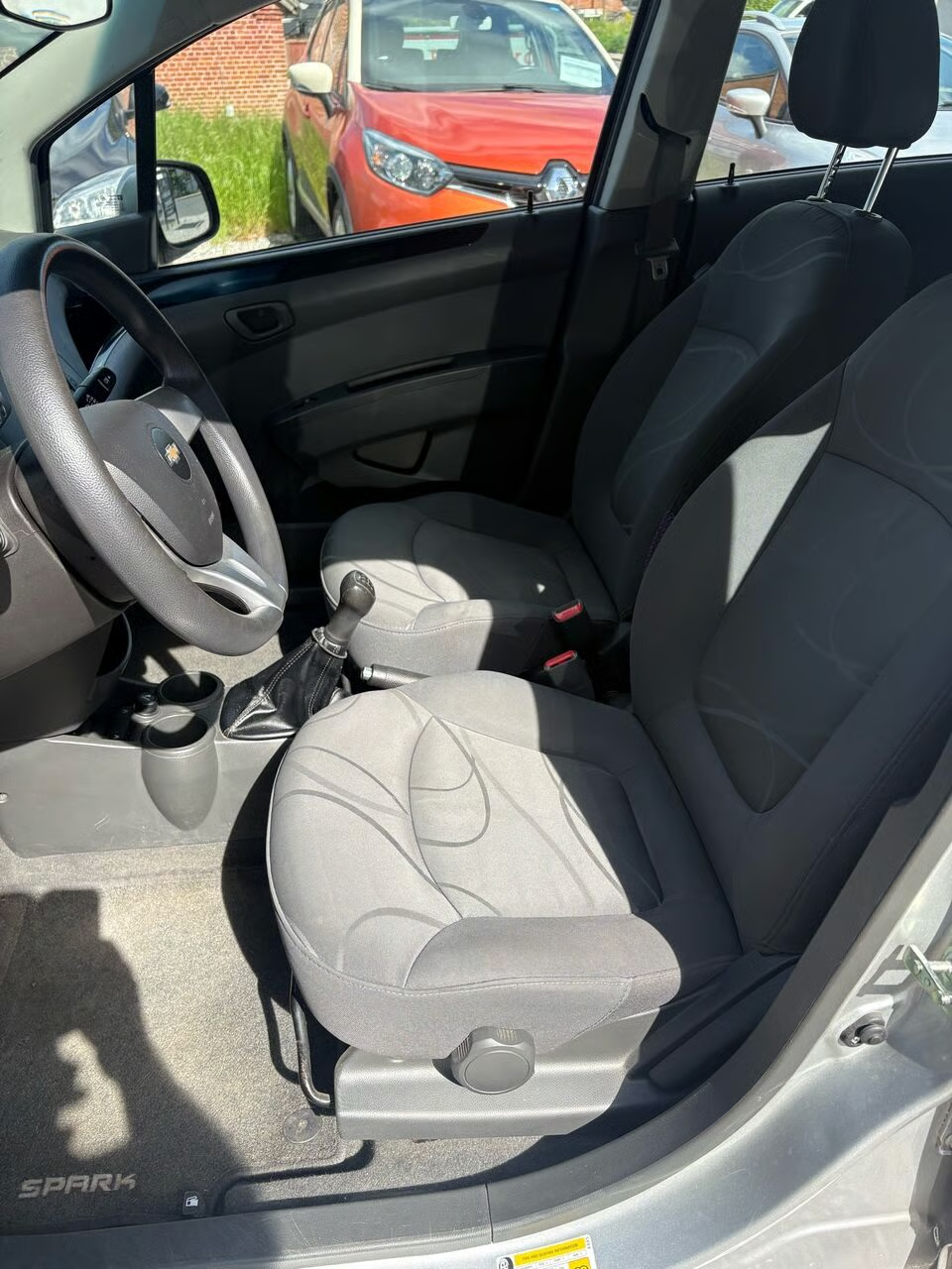 
								Chevrolet Spark 1,0 LS 68HK 5d full									