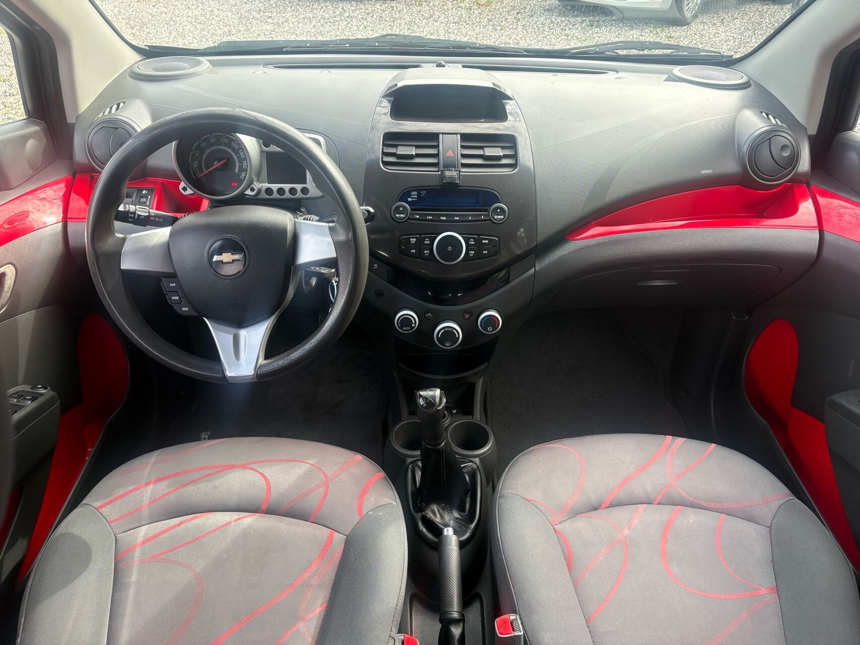 
								Chevrolet Spark full									