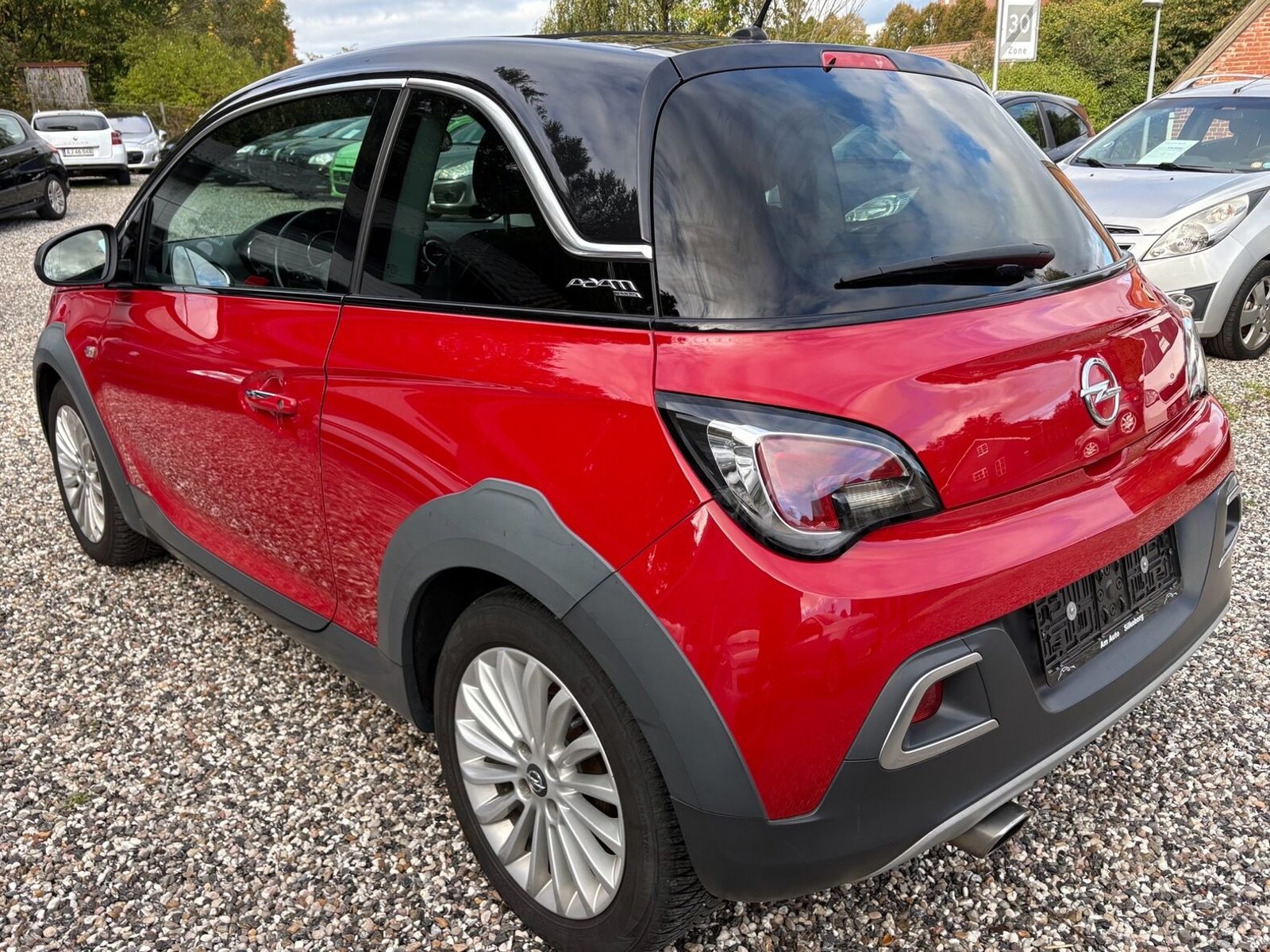 
								Opel Adam 1,0 ECOTEC Rocks 90HK 3d 6g full									