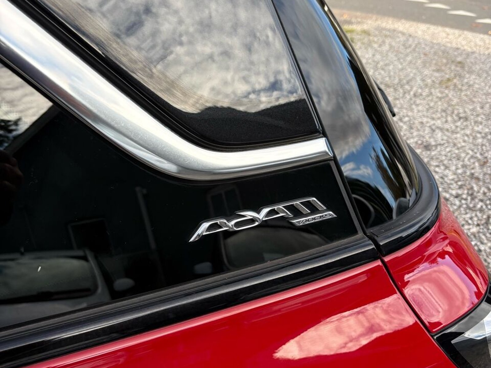 
								Opel Adam 1,0 ECOTEC Rocks 90HK 3d 6g full									